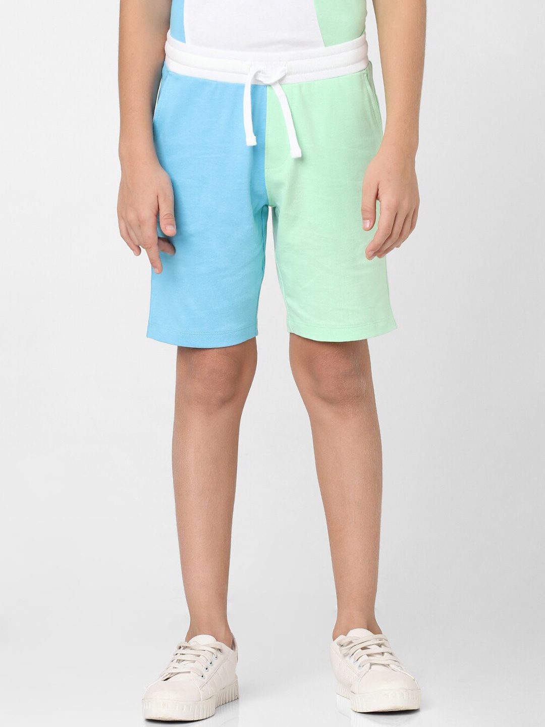 

Jack & Jones Junior Boys Colourblocked Cotton Shorts, Blue