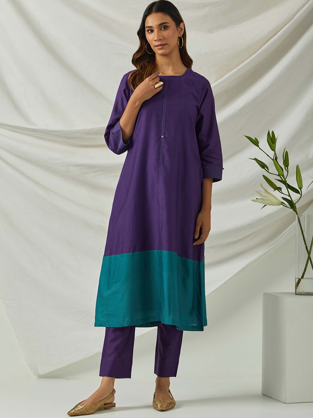 

SMRITI GUPTA Colourblocked A-Line Chanderi Silk Kurta, Purple