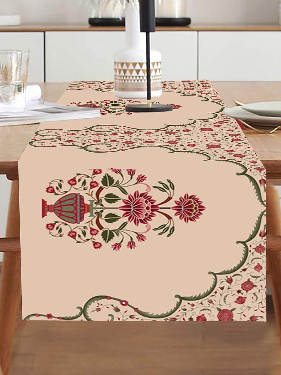

homewards Cream-Coloured & Maroon Ethnic Motifs Printed Table Runner