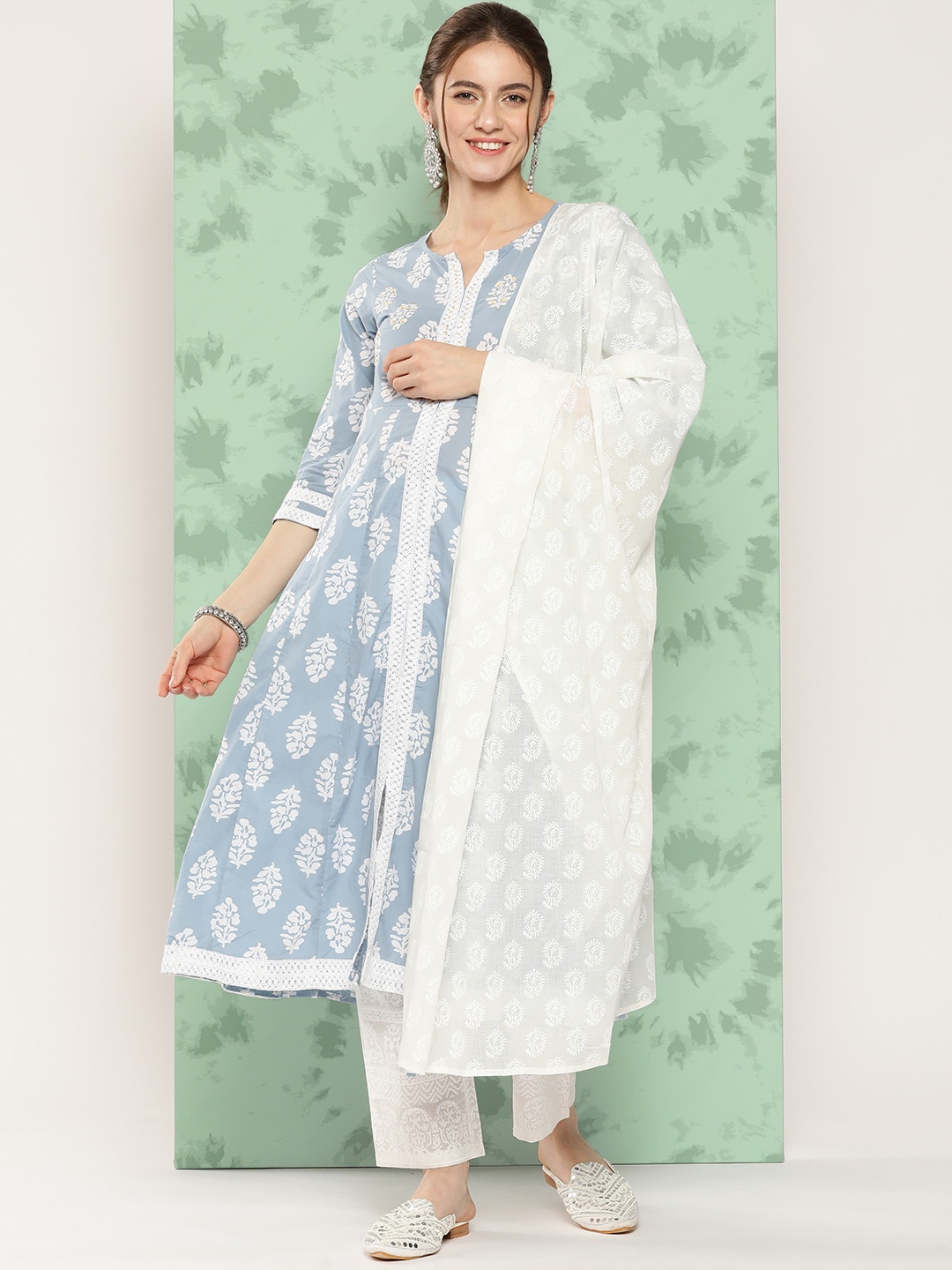 

Yufta Ethnic Motifs Embroidered Thread Work Pure Cotton Kurta With Trousers & With Dupatta, Blue