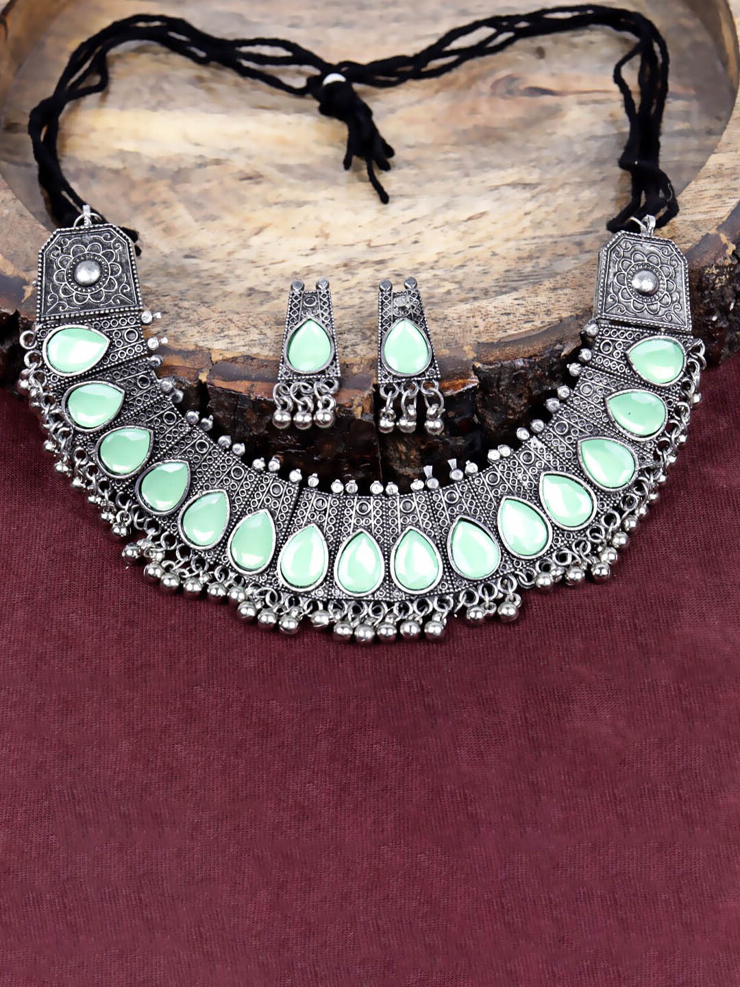 

VAGHBHATT Silver-Plated Stone Studded Jewellery Set, Sea green