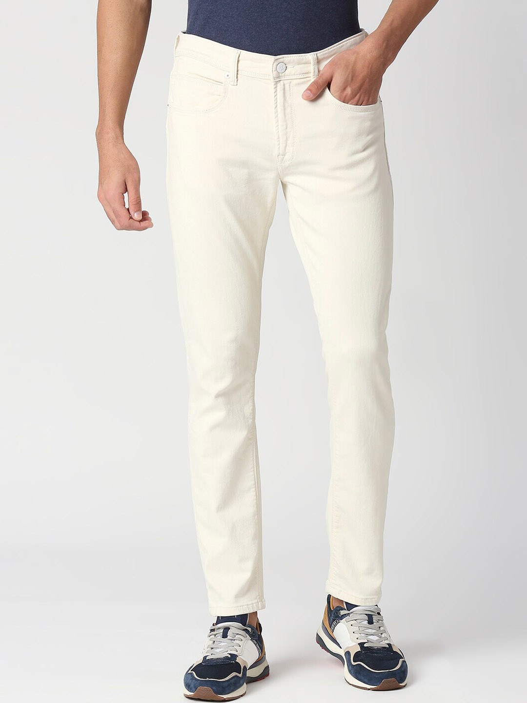 

Pepe Jeans Men Tapered Fit Low-Rise Cotton Jeans, White