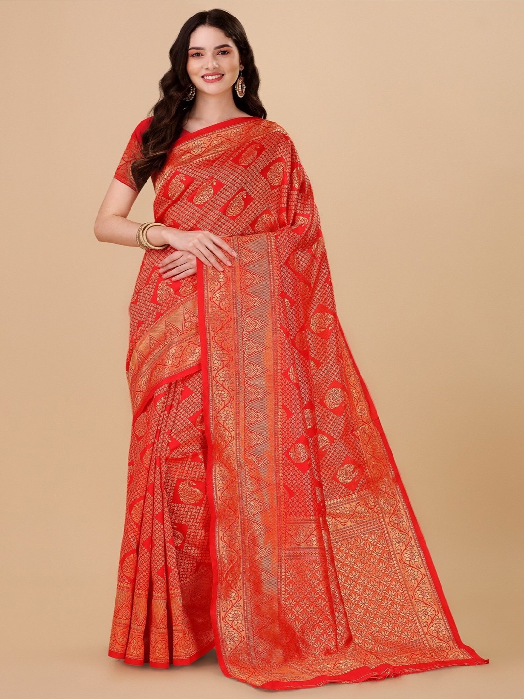 

TEREZA Ethnic Motifs Woven Design Zari Pure Silk Kanjeevaram Saree, Red