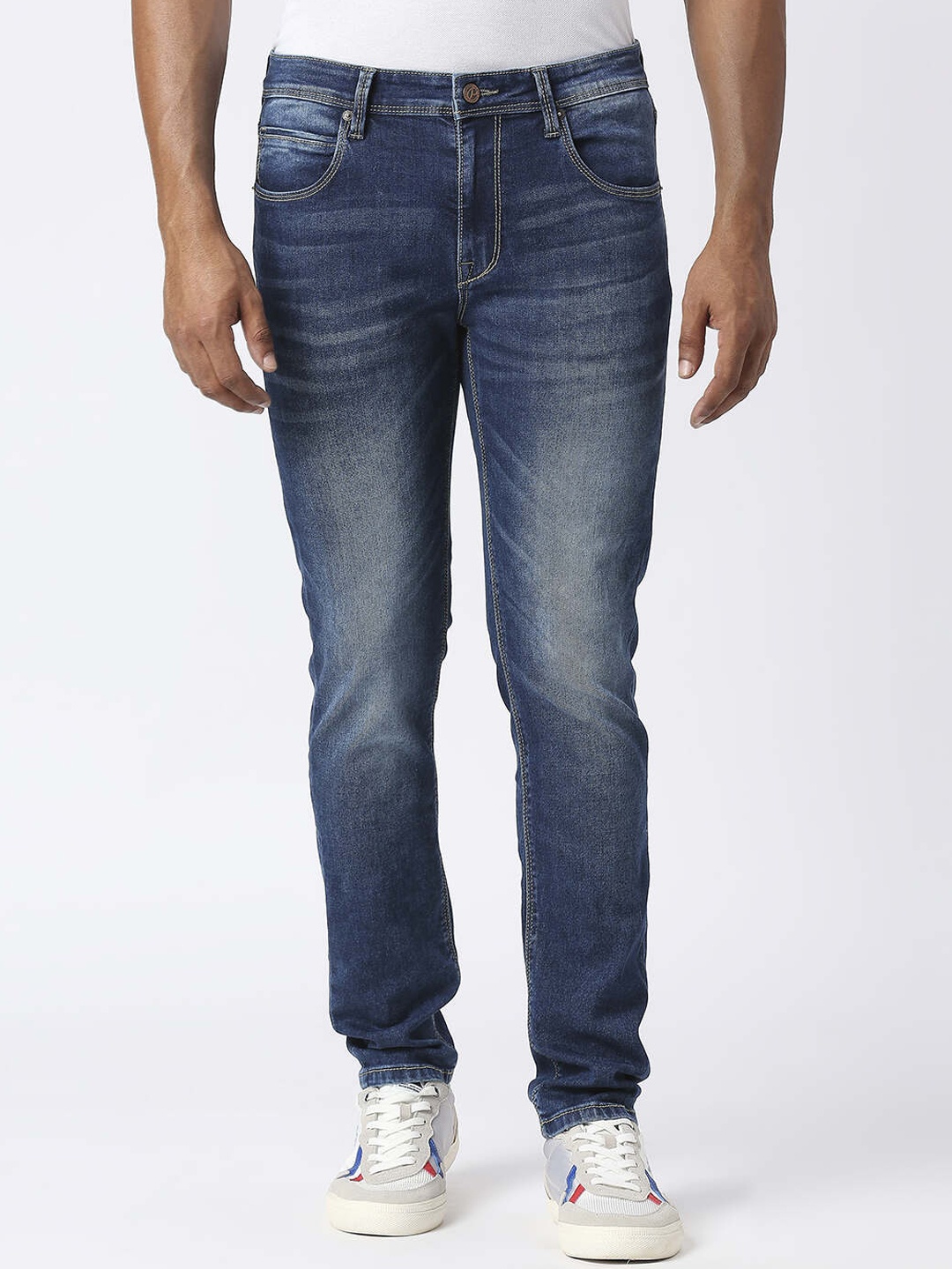 

Pepe Jeans Men Tapered Fit Mid-Rise Heavy Fade Cotton Jeans, Blue