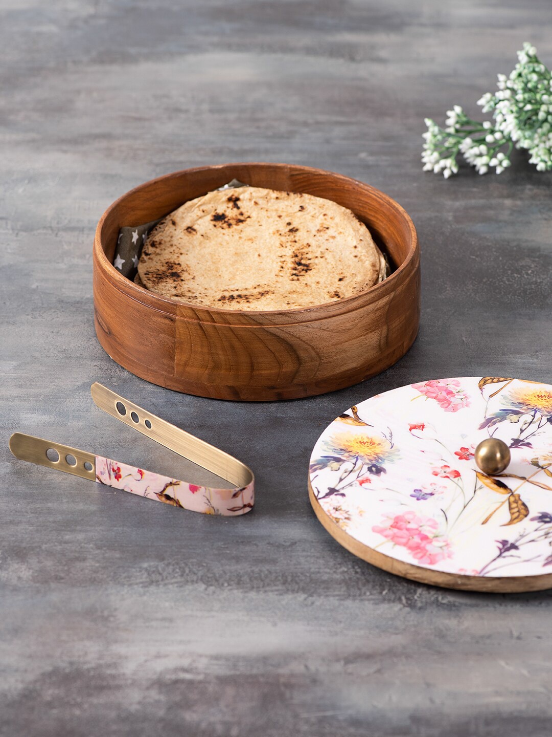 

nestroots Brown & White Floral Printed Serving Casserole With Tong