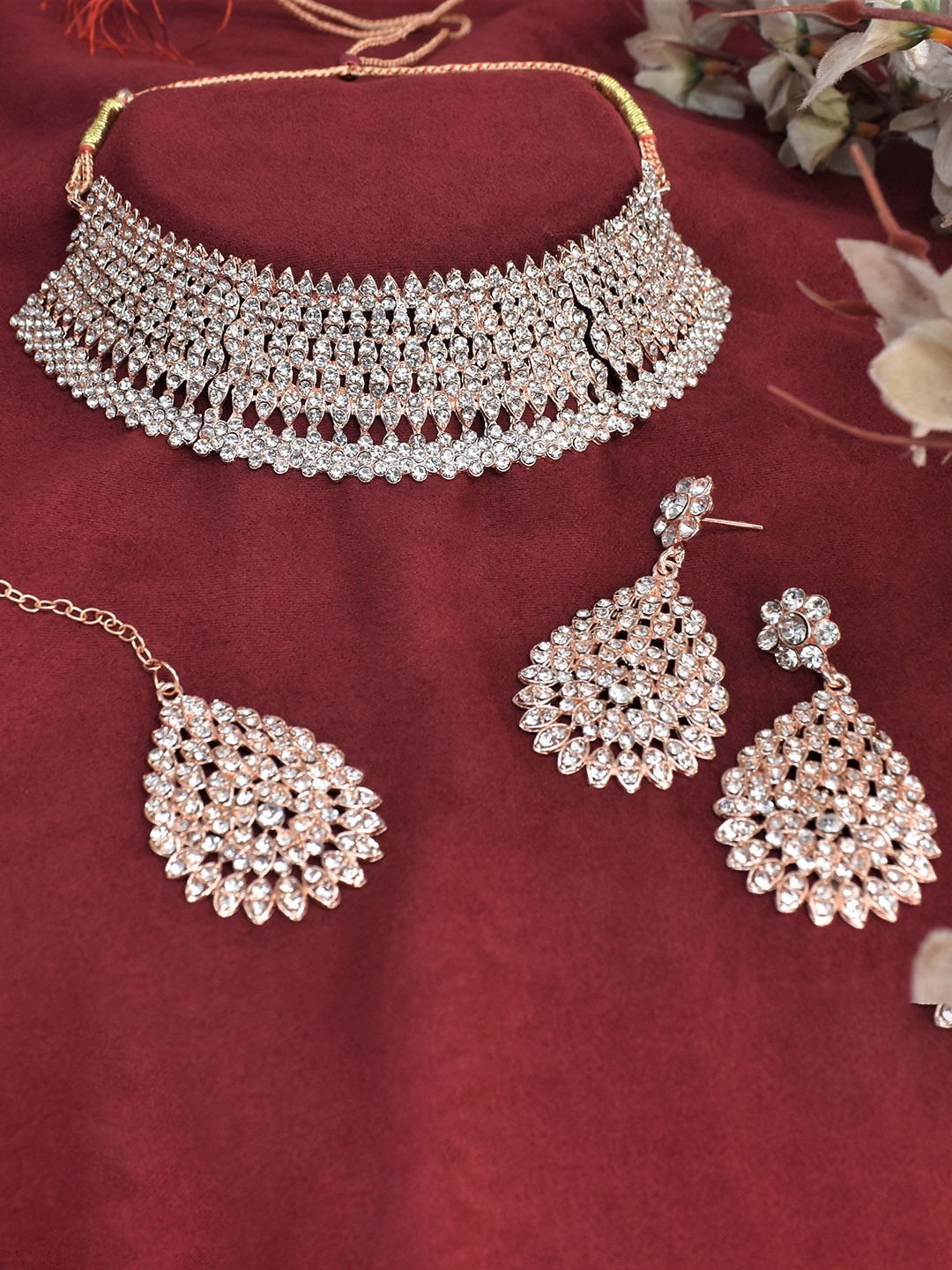 

STEORRA JEWELS Traditional Gold Plated Choker Set, White