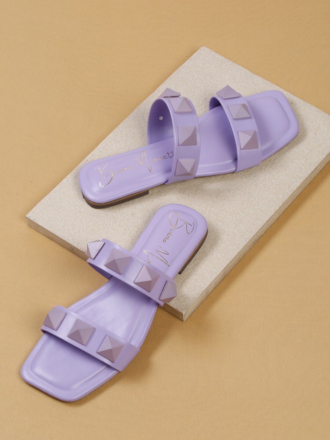 

Bruno Manetti Women Embellished Open Toe Flats, Purple