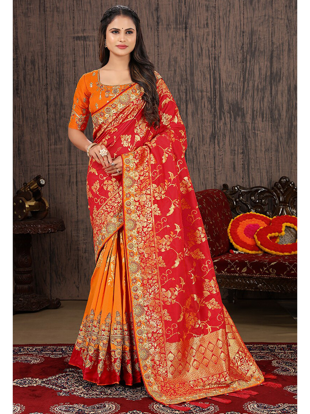 

MONJOLIKA FASHION Floral Motif Woven Design Zari Embroidered Banarasi Saree, Red