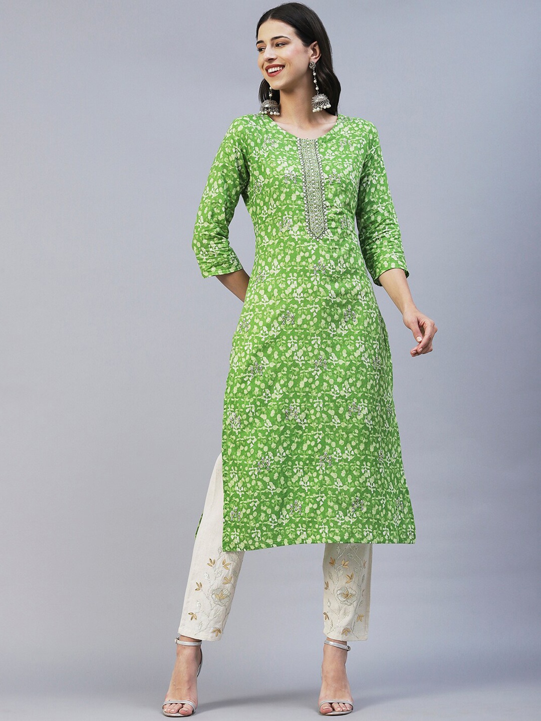 

FASHOR Abstract Printed Mirror Work Straight Cotton Kurta, Green