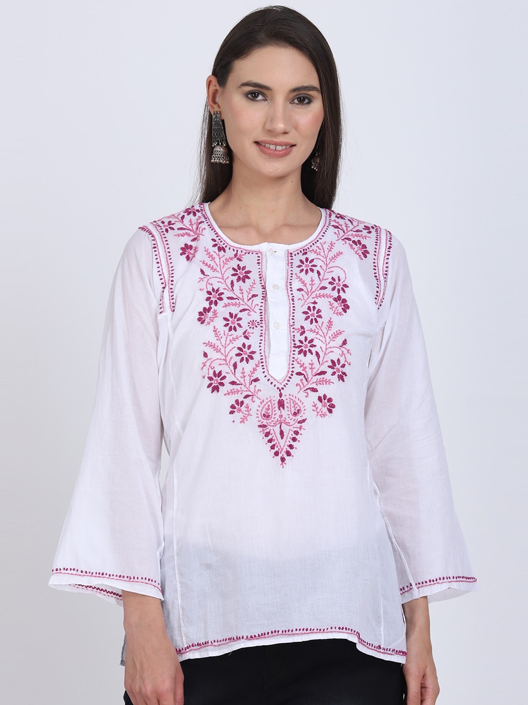 

PARAMOUNT CHIKAN Ethnic Motifs Embroidered Chikankari Pure Cotton Kurti, White