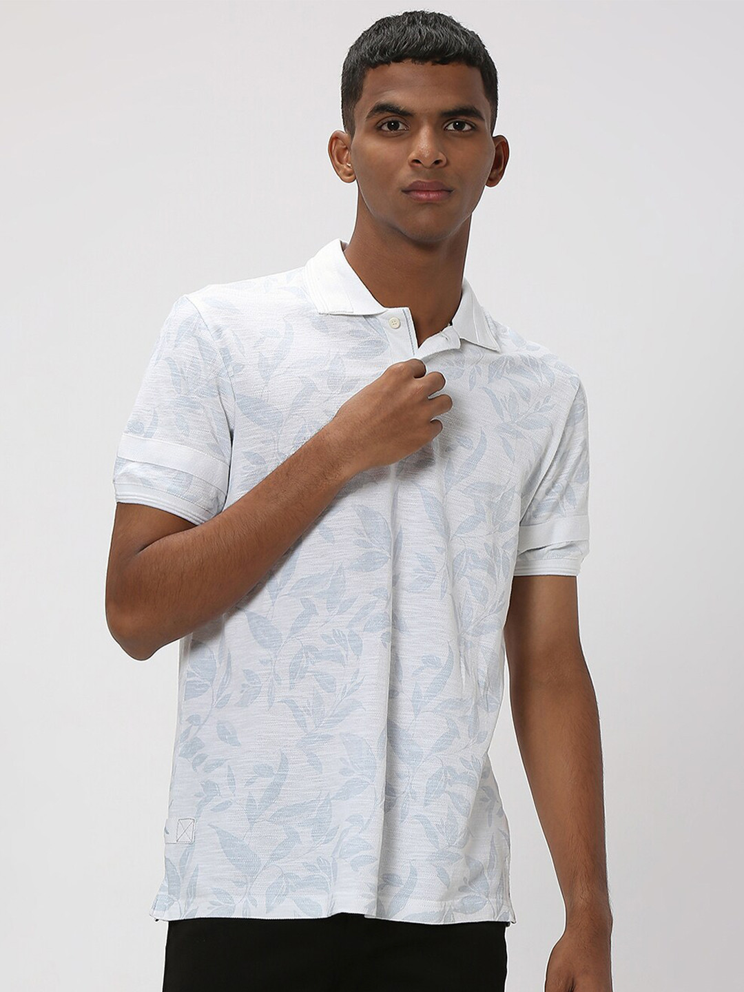 

Mufti Tropical Polo Collar Slim Fit Cotton T-shirt, White
