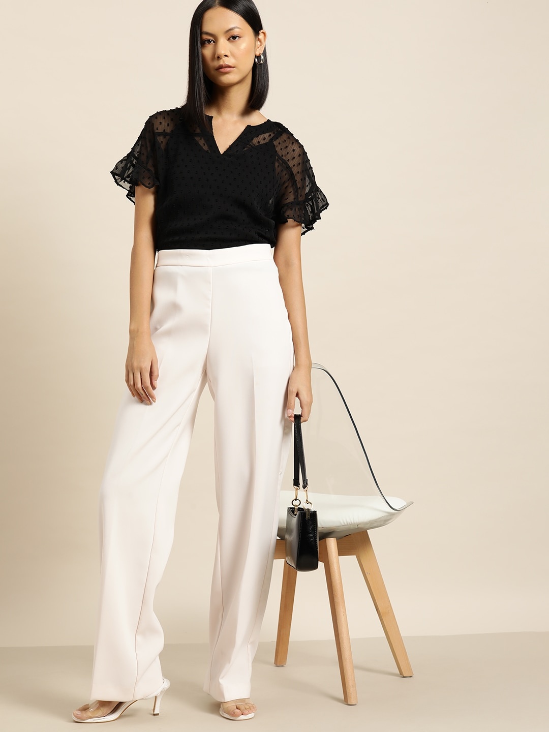 

her by invictus Dobby Weave Bell Sleeves Top, Black