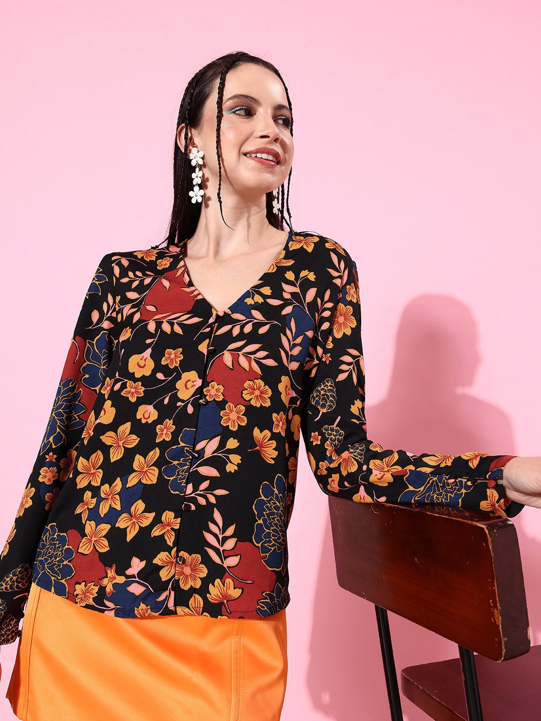 

her by invictus Bold Black Floral Print Shirt Style Soulful Blooms V-Neck Top