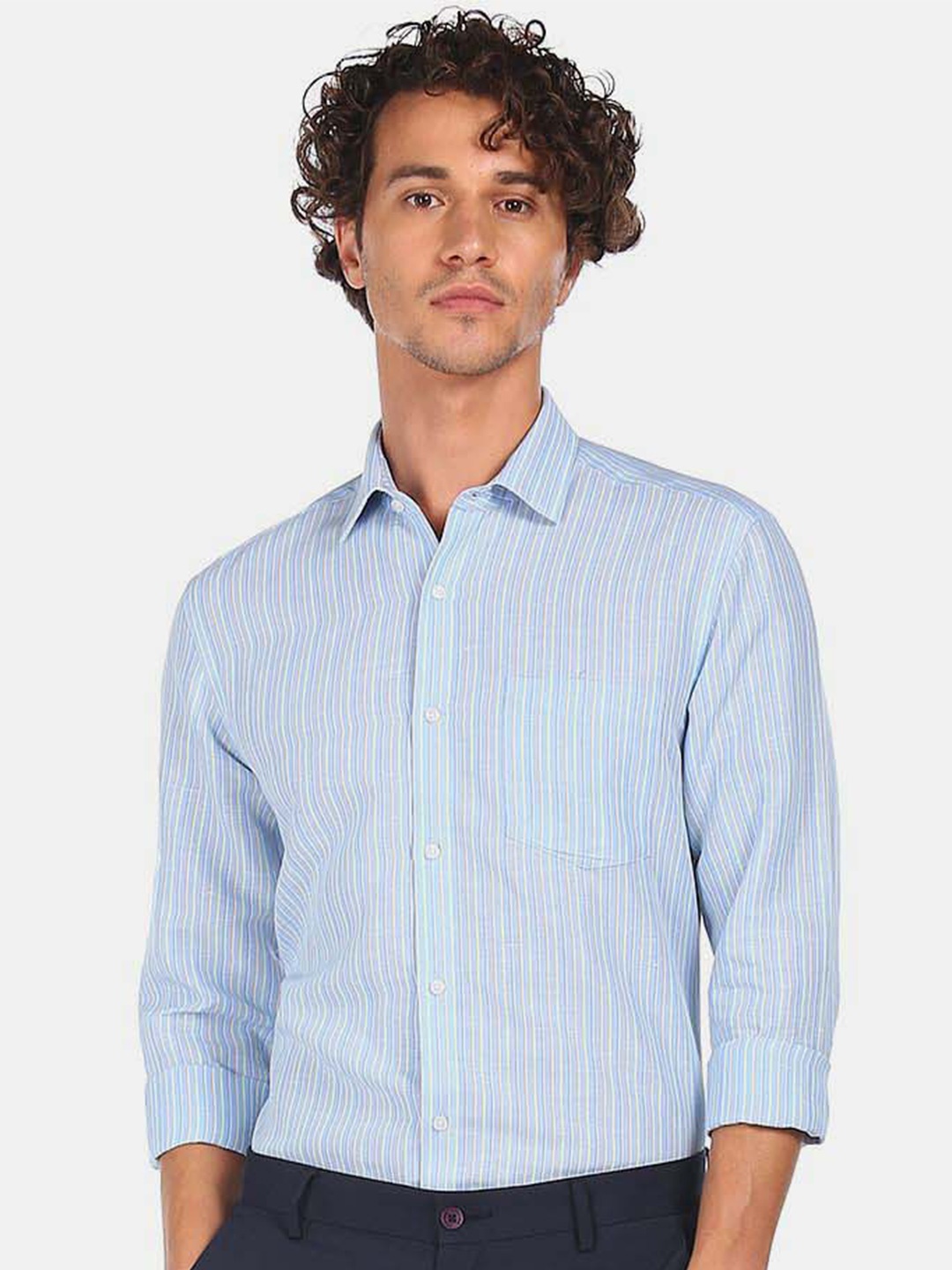

Arrow Men Blue Striped Casual Shirt