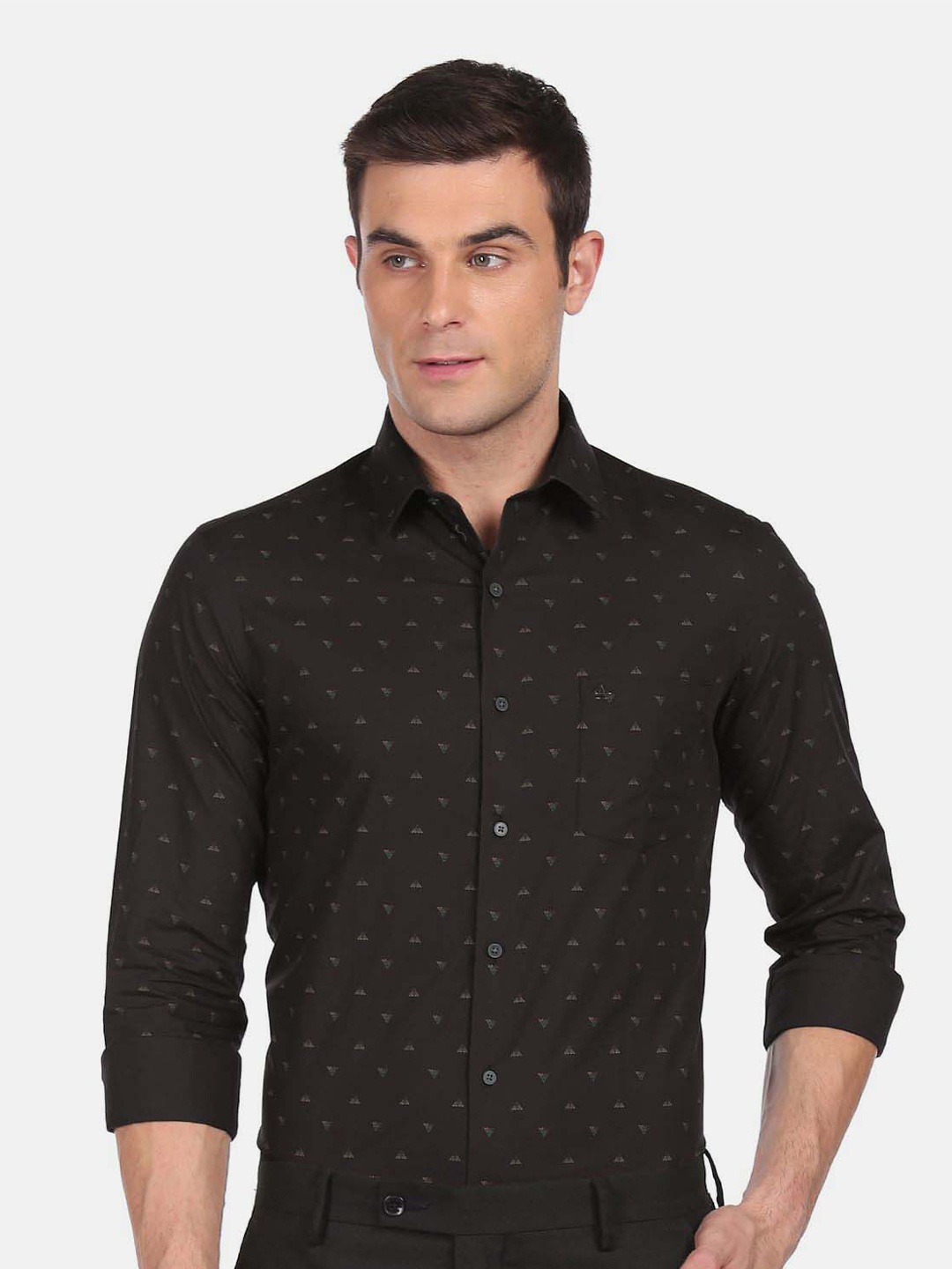 

Arrow Men Black Slim Fit Printed Casual Shirt