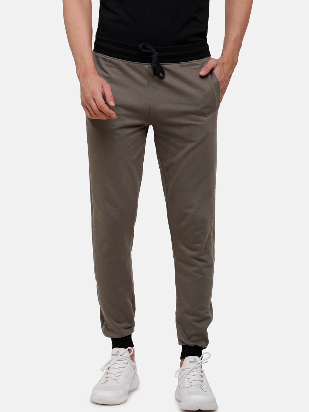 

MADSTO Men Slim-Fit Pure Cotton Joggers, Olive
