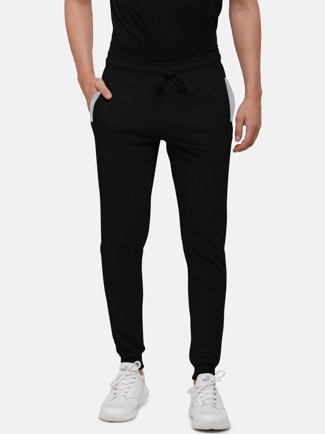 

MADSTO Men Slim-Fit Pure Cotton Joggers, Black