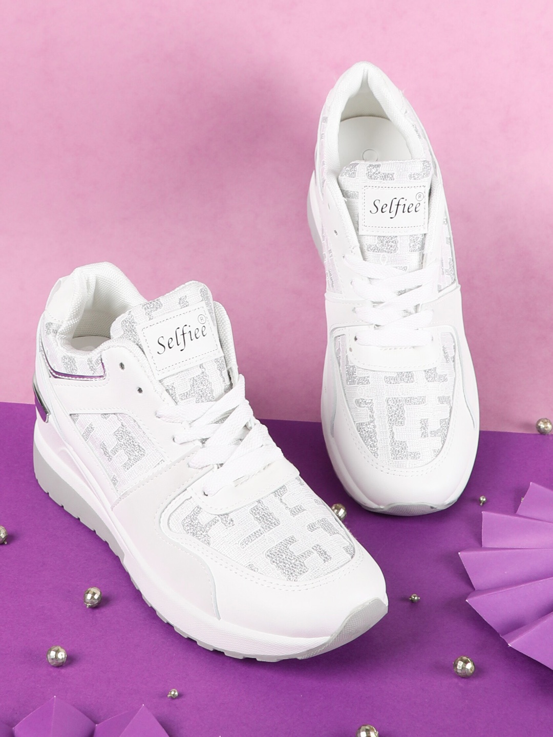 

THE WHITE POLE Women Lightweight Sneakers