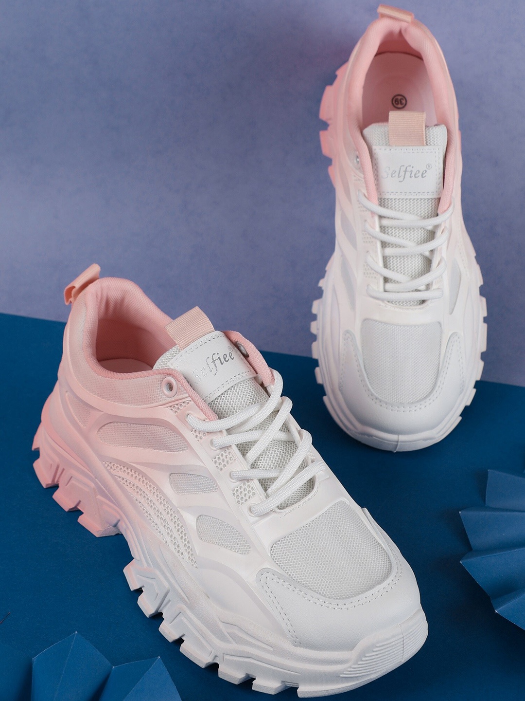 

THE WHITE POLE Women Lightweight Comfort Insole Sneakers, Pink