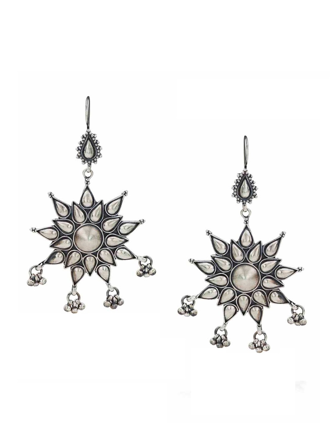 

ahilya 92.5 Sterling Silver Star Shaped Drop Earrings