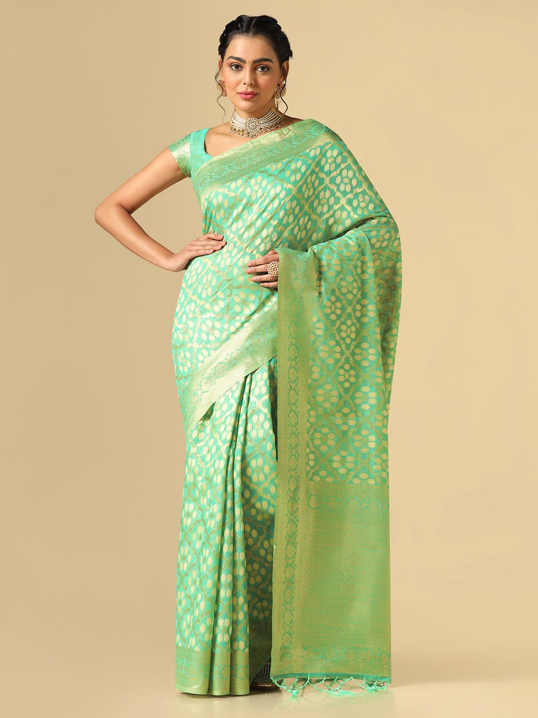 

Mitera Ethnic Motifs Woven Design Zari Banarasi Saree, Green