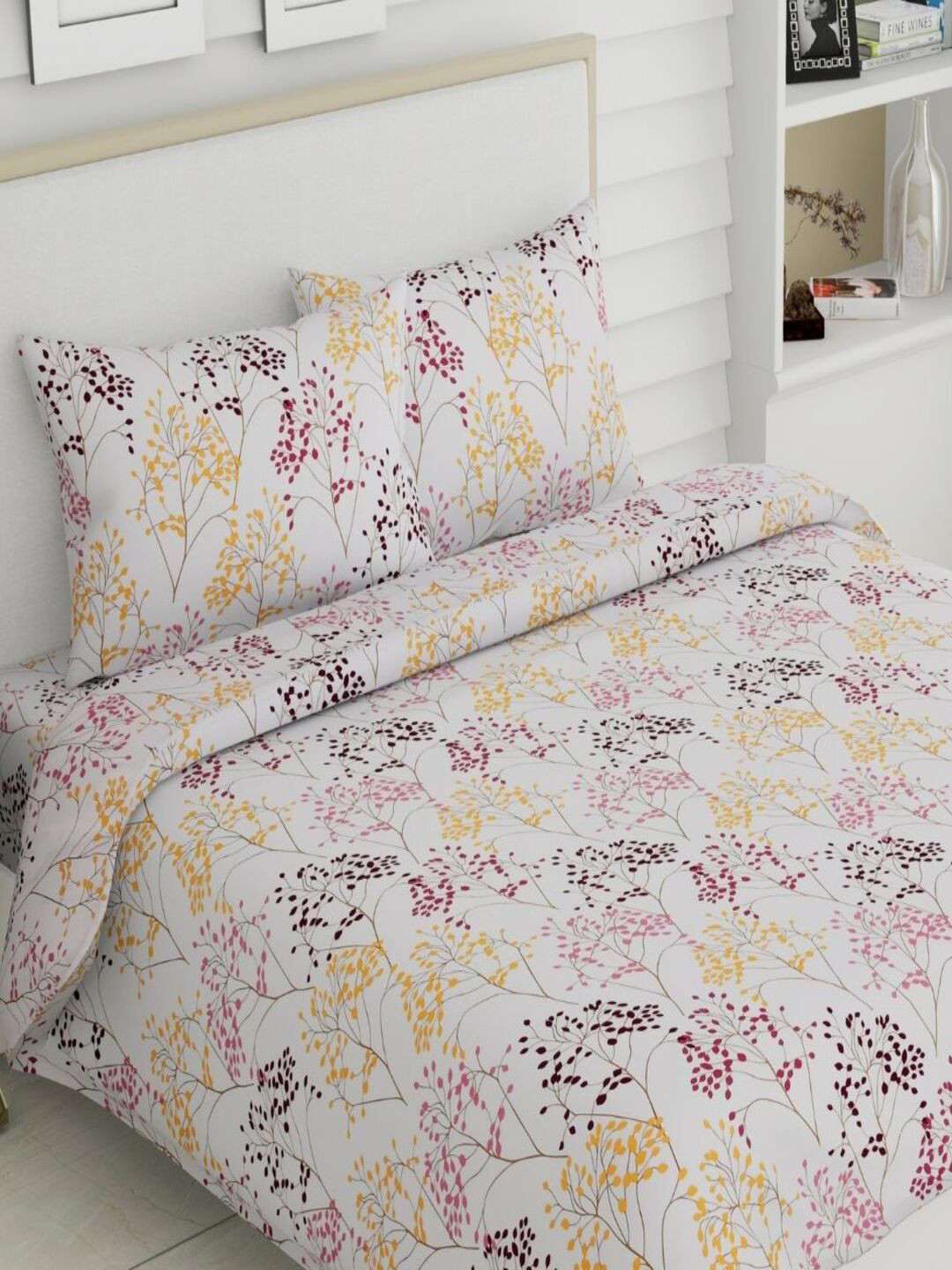 

haus & kinder Off White & Pink Floral 186 TC Flat Cotton King Bedsheet & 2 Pillow Covers