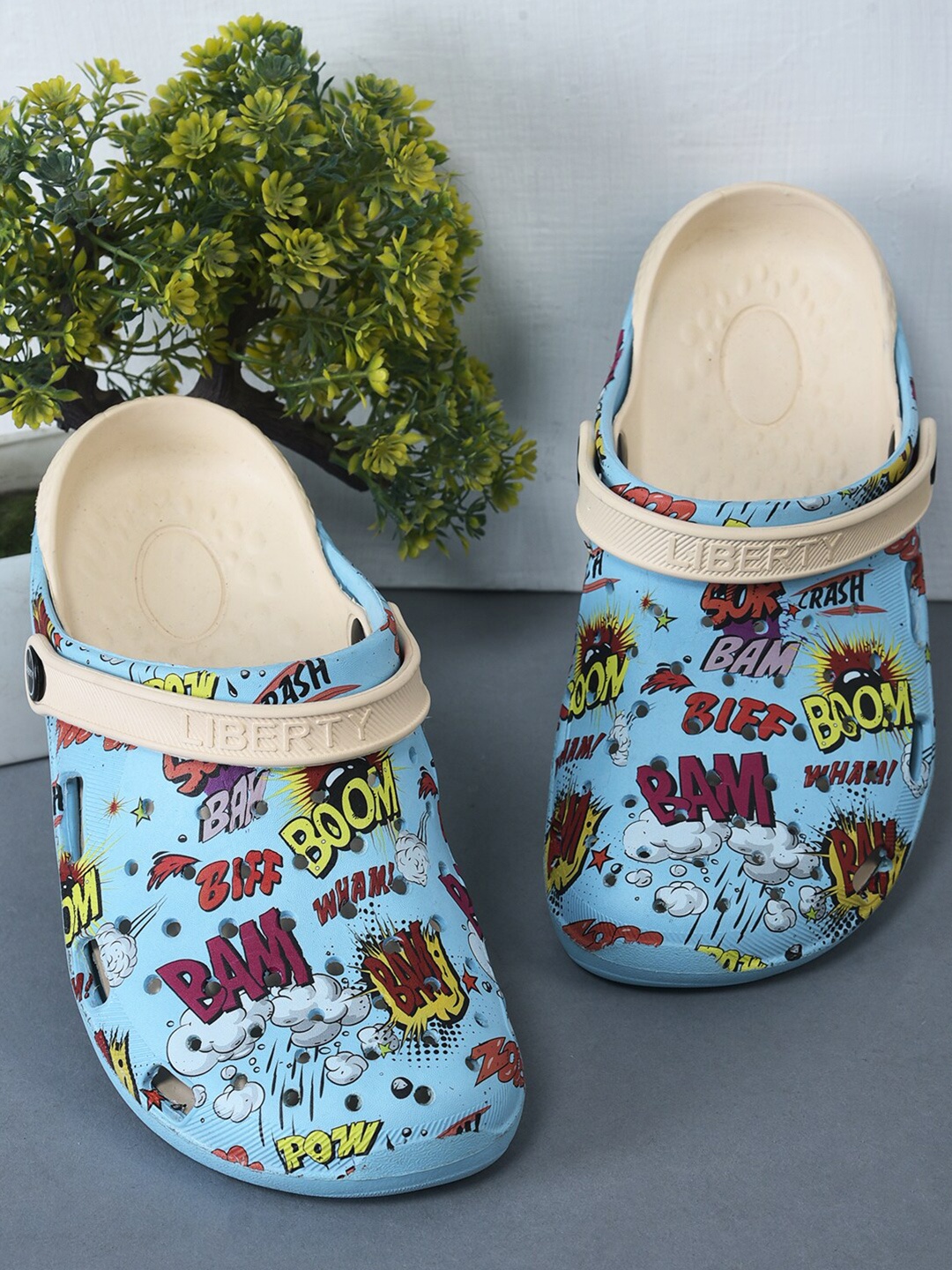 

Liberty Men Printed Clogs Sandals, Blue