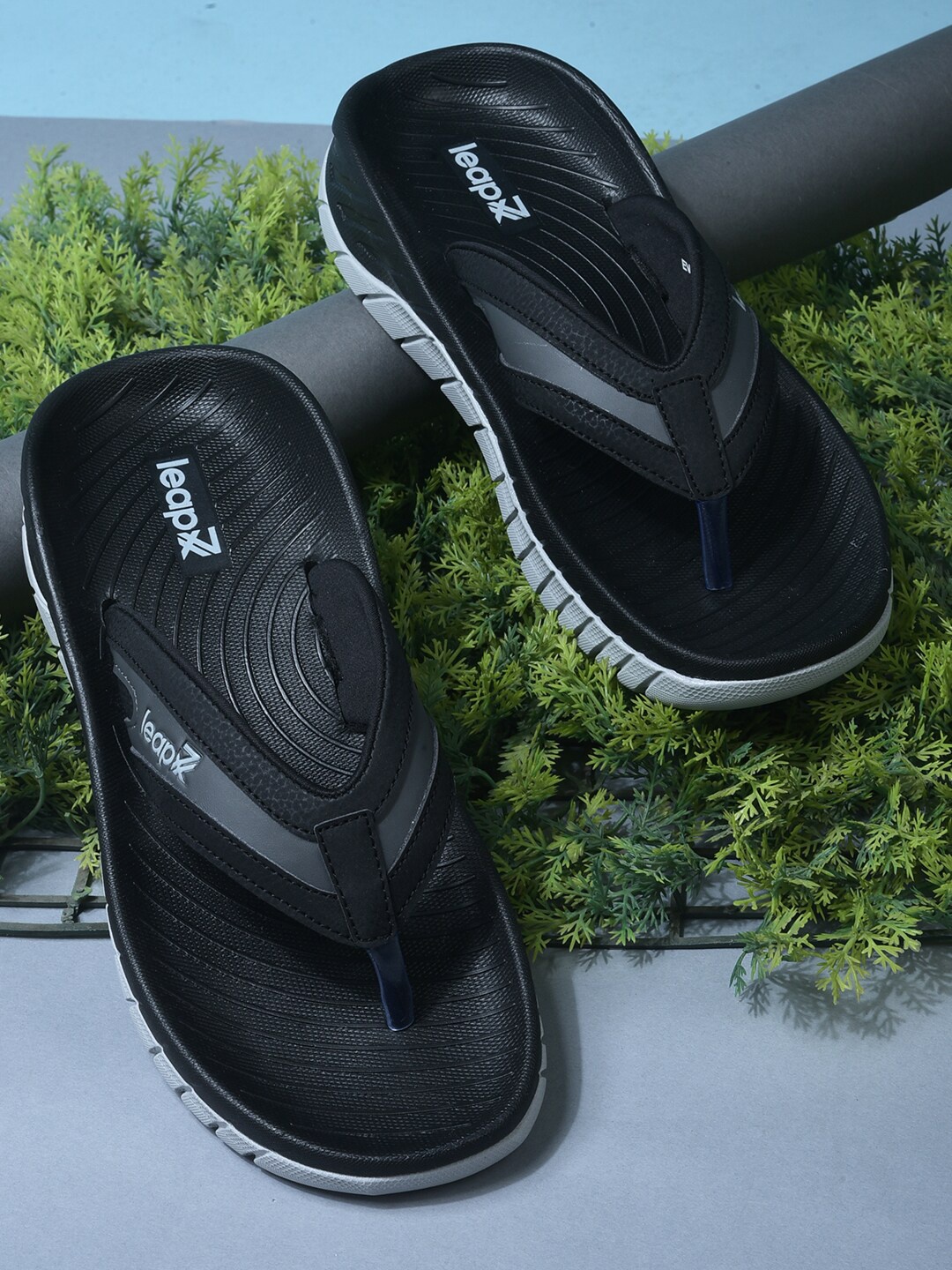 

Liberty Men Casual Slip-On, Black