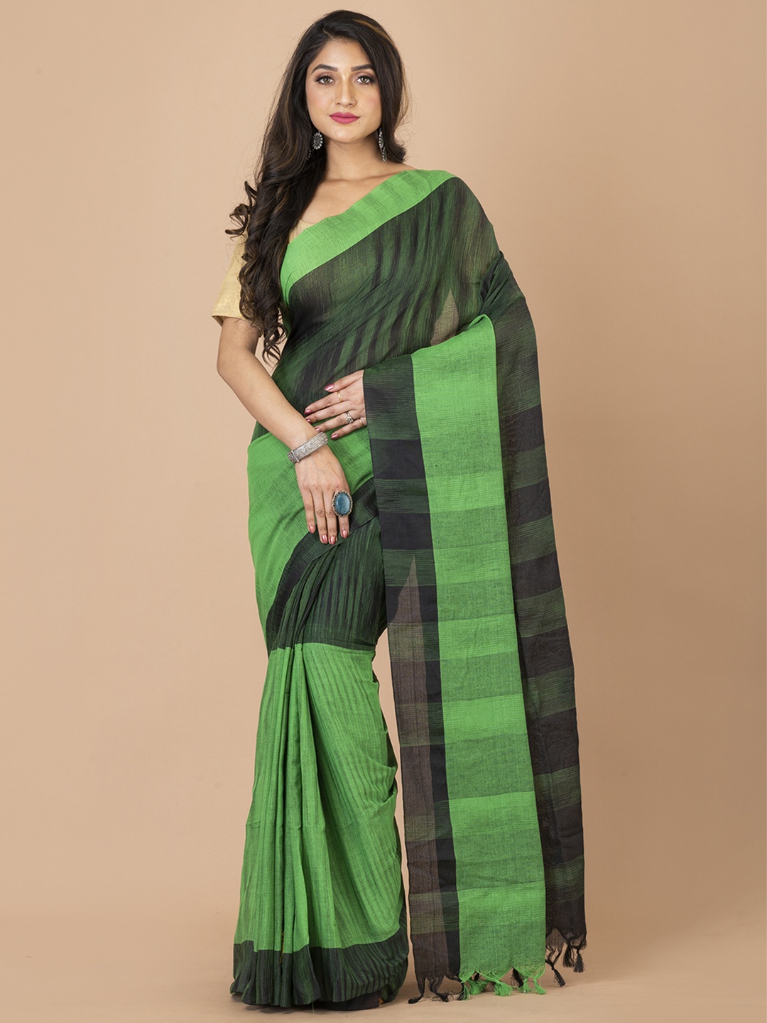 

Laa Calcutta Striped Woven Design Pure Cotton Saree, Black