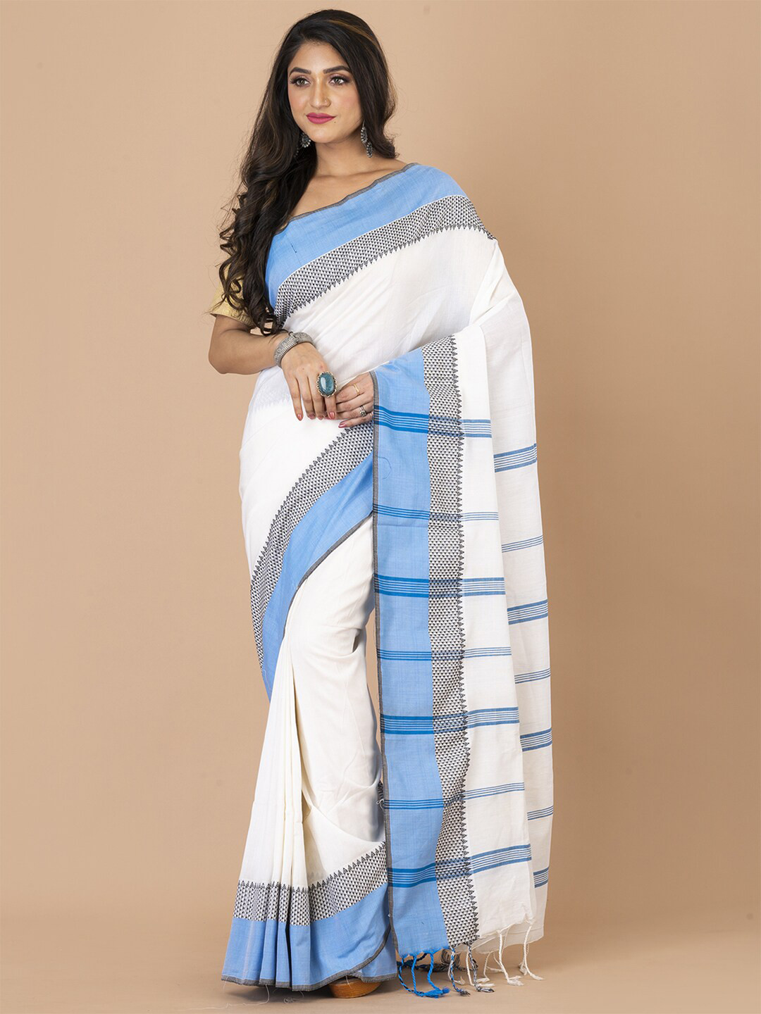 

Laa Calcutta Striped Pure Cotton Saree, White