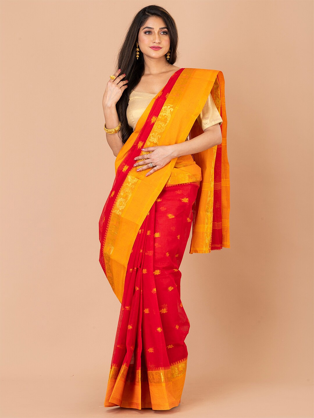 

Laa Calcutta Floral Woven Design Zari Pure Cotton Taant Saree, Red