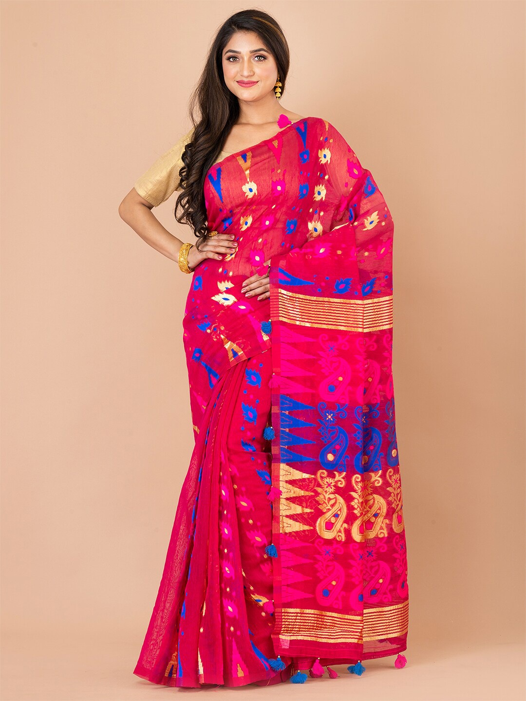 

Laa Calcutta Floral Woven Design Jamdani Saree, Pink