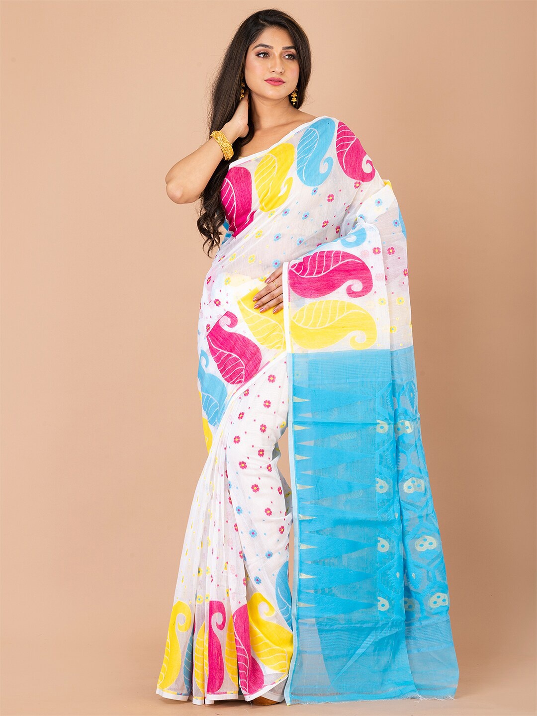 

Laa Calcutta Paisley Woven Design Jamdani Saree, White