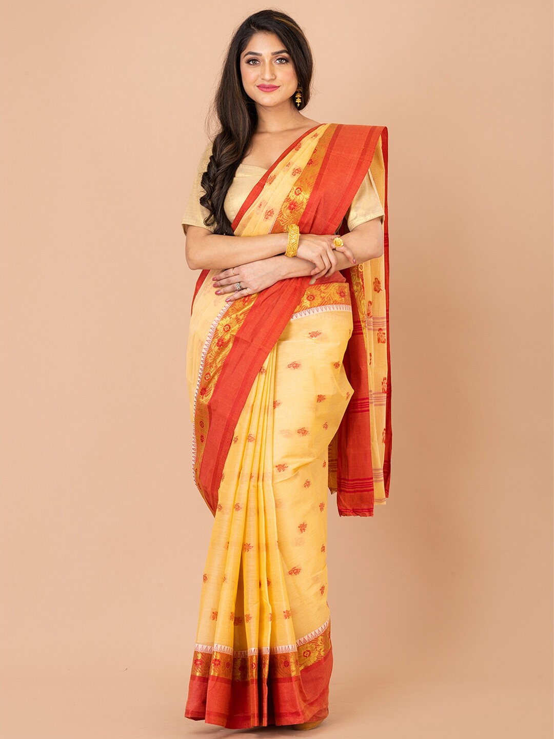 

Laa Calcutta Floral Woven Design Zari Pure Cotton Taant Saree, Beige