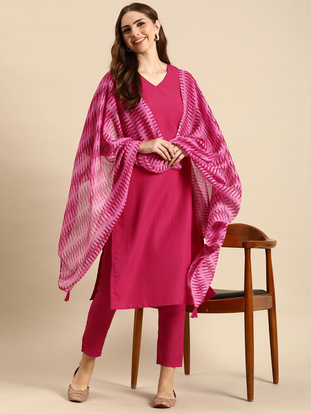 

Anouk Women Kurta & Trousers With Printed Dupatta, Pink
