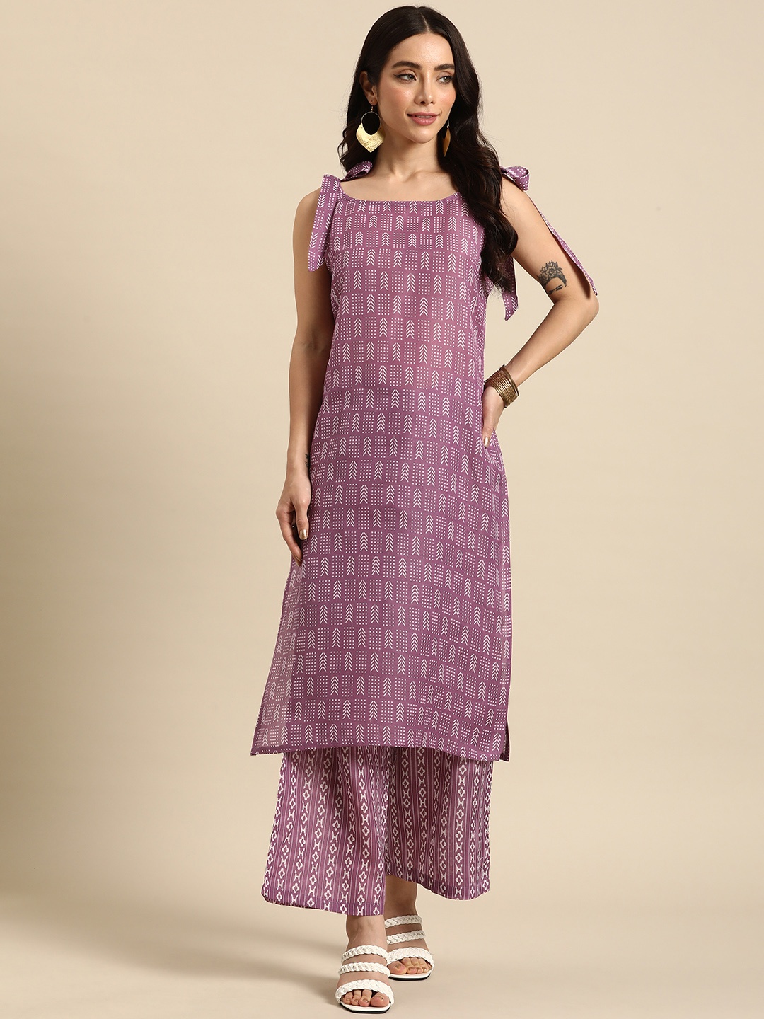 

Anouk Women Printed Kurta with Palazzos, Lavender