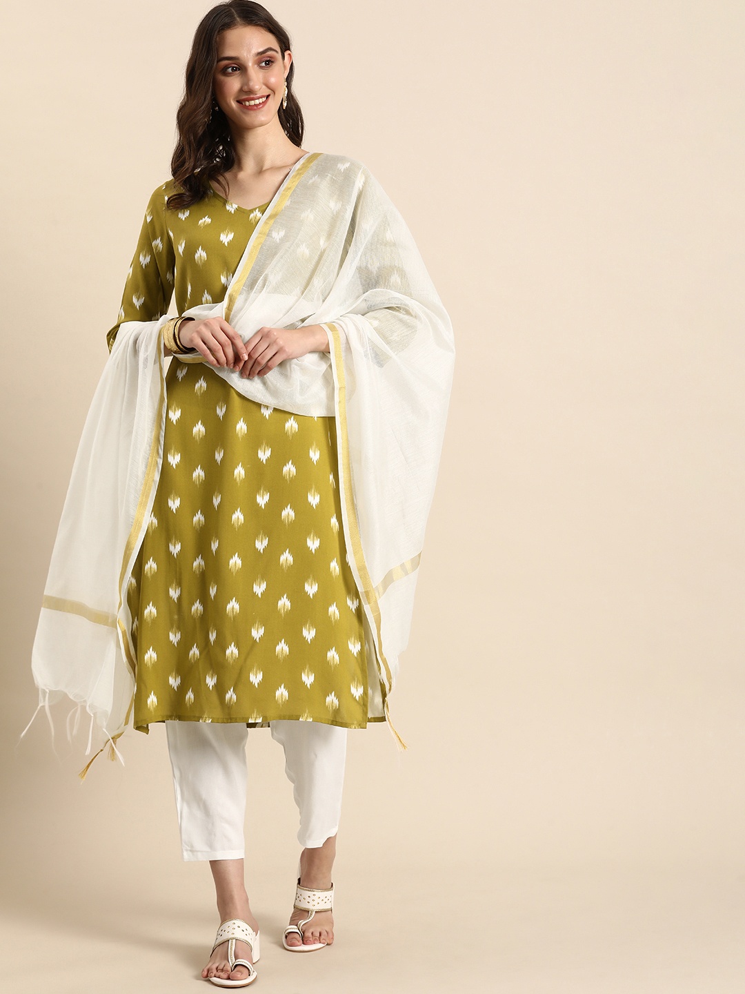 

Anouk Women Geometric Ikat Printed Kurta & Trousers With Dupatta, Olive