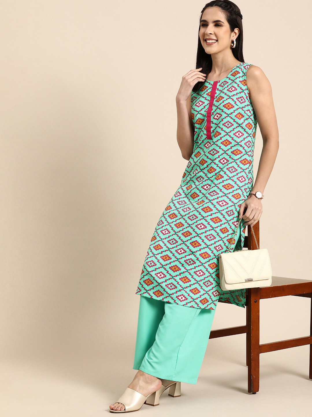 

Anouk Women Geometric Printed Regular Kurta With Palazzos, Sea green
