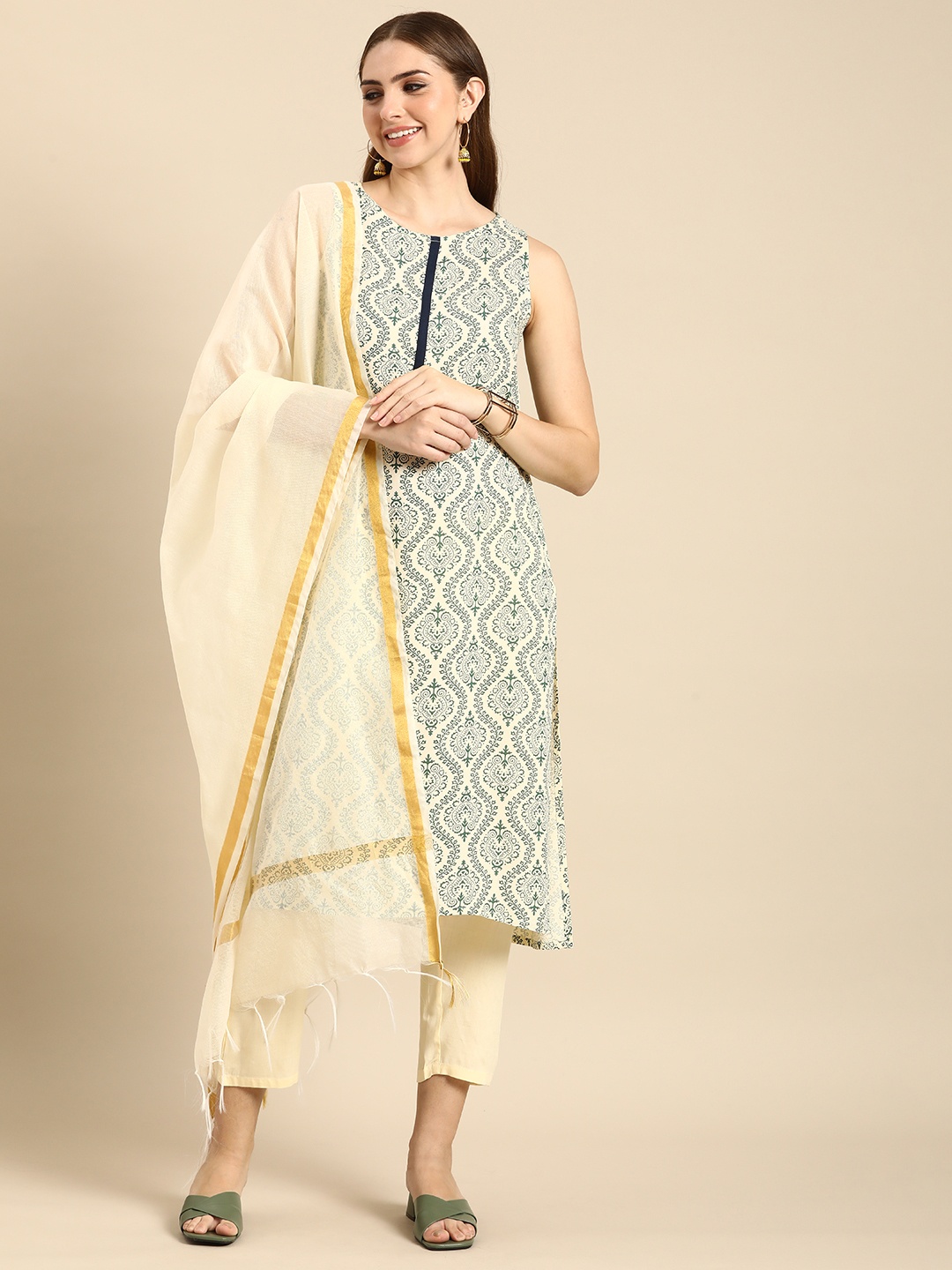 

Anouk Women Printed Regular Kurta With Trousers & With Dupatta, Cream