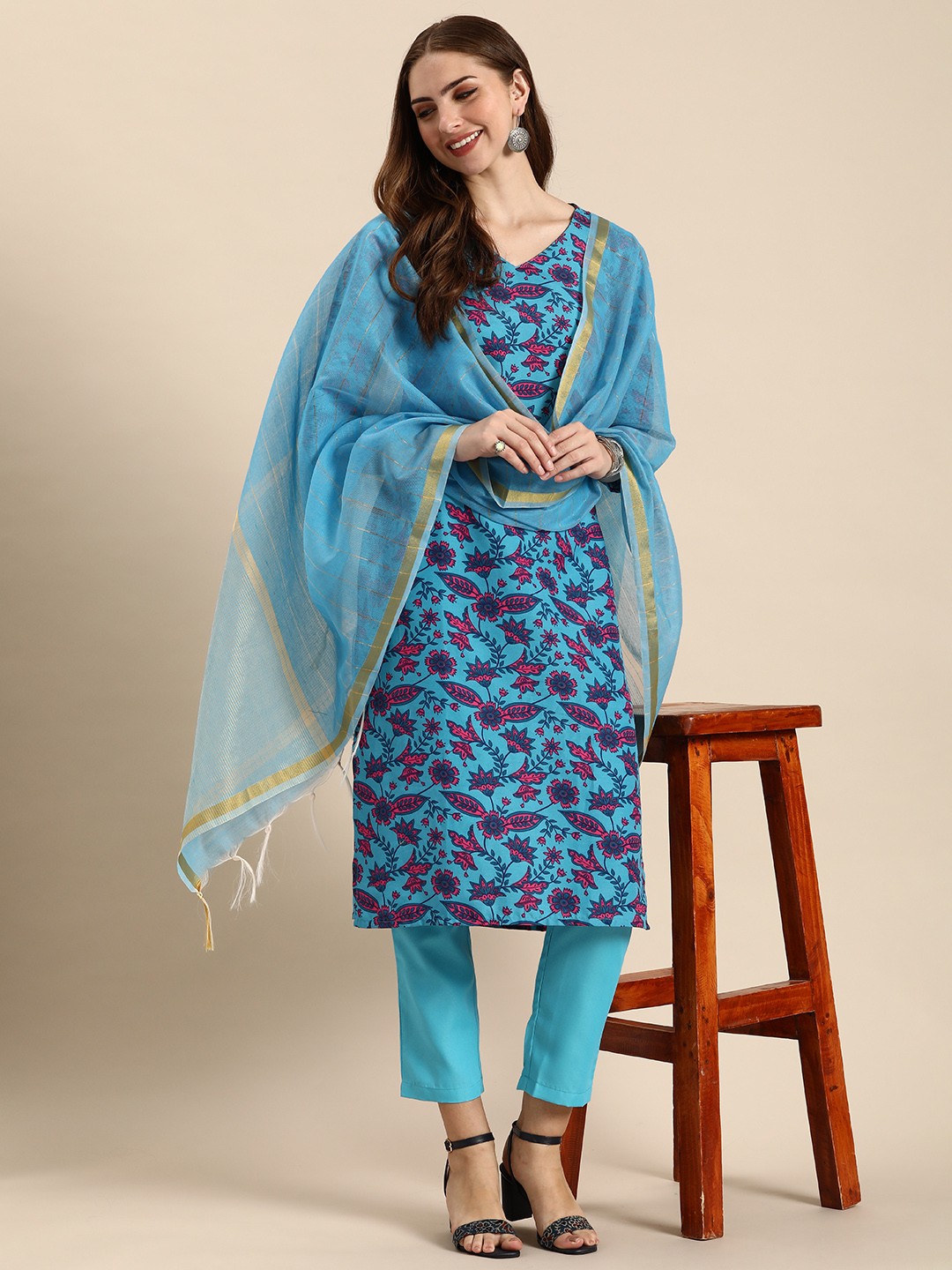 

Anouk Women Floral Printed Kurta With Trousers & Dupatta, Blue