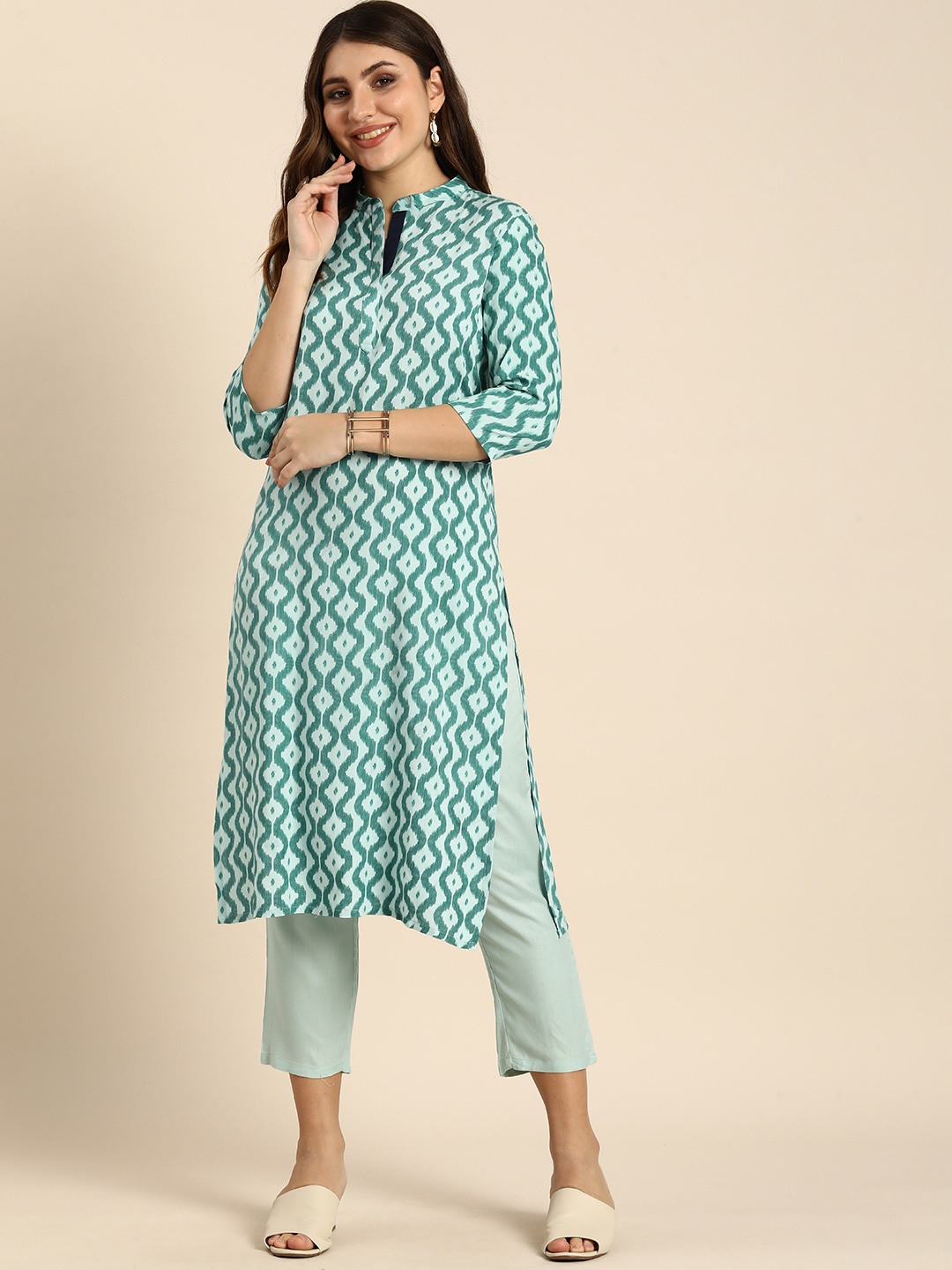 

Anouk Ethnic Motifs Printed Kurta with Trousers, Turquoise blue