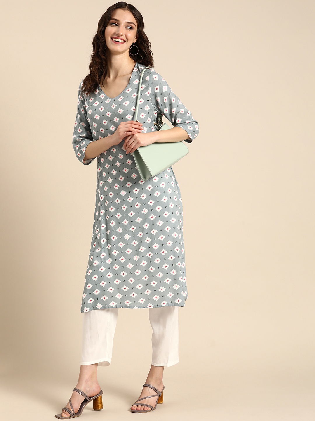 

Anouk Printed Regular Kurta with Trousers, Grey