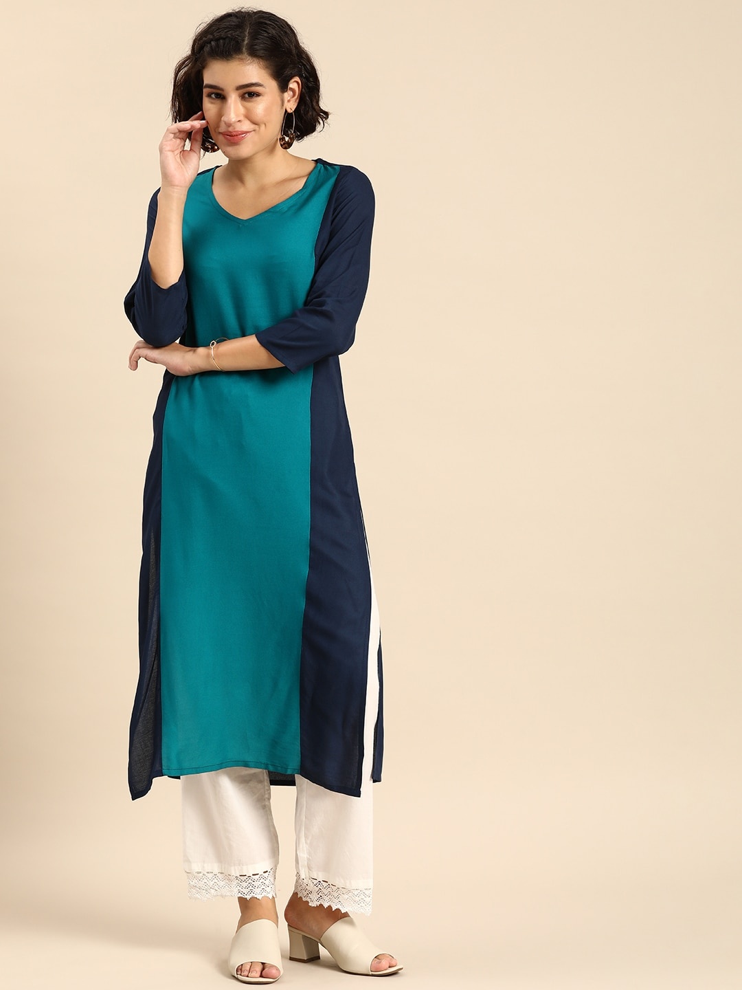 

Anouk Colourblocked Straight Kurta, Navy blue
