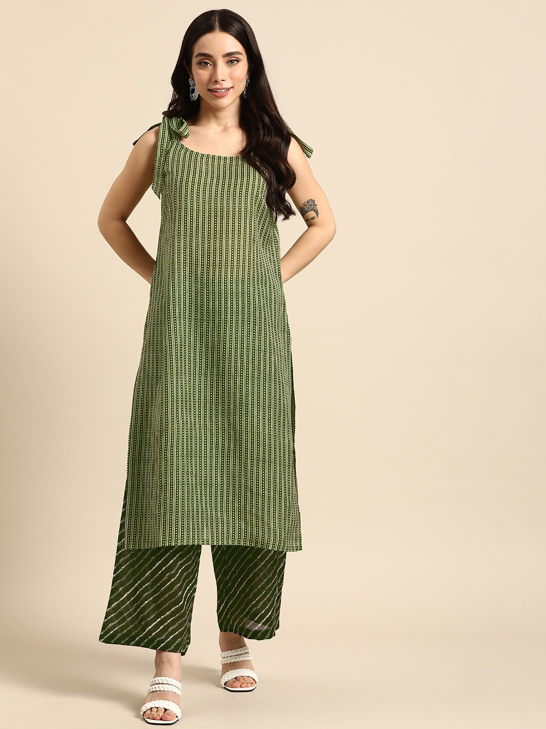 

Anouk Women Printed Regular Kurta with Palazzos, Green