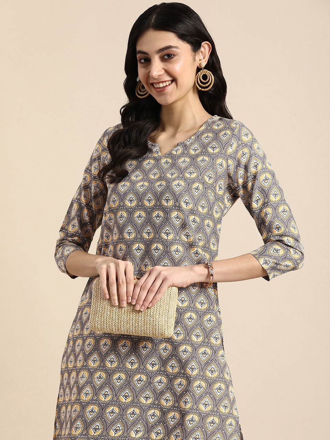 

Anouk Ethnic Motifs Printed Floral Kurta, Grey