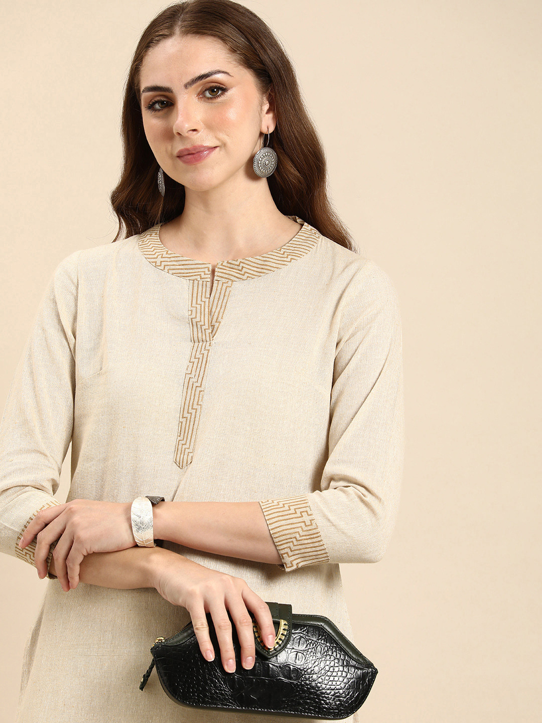 

Anouk Round Neck Three-Quarter Sleeves Kurta, Beige