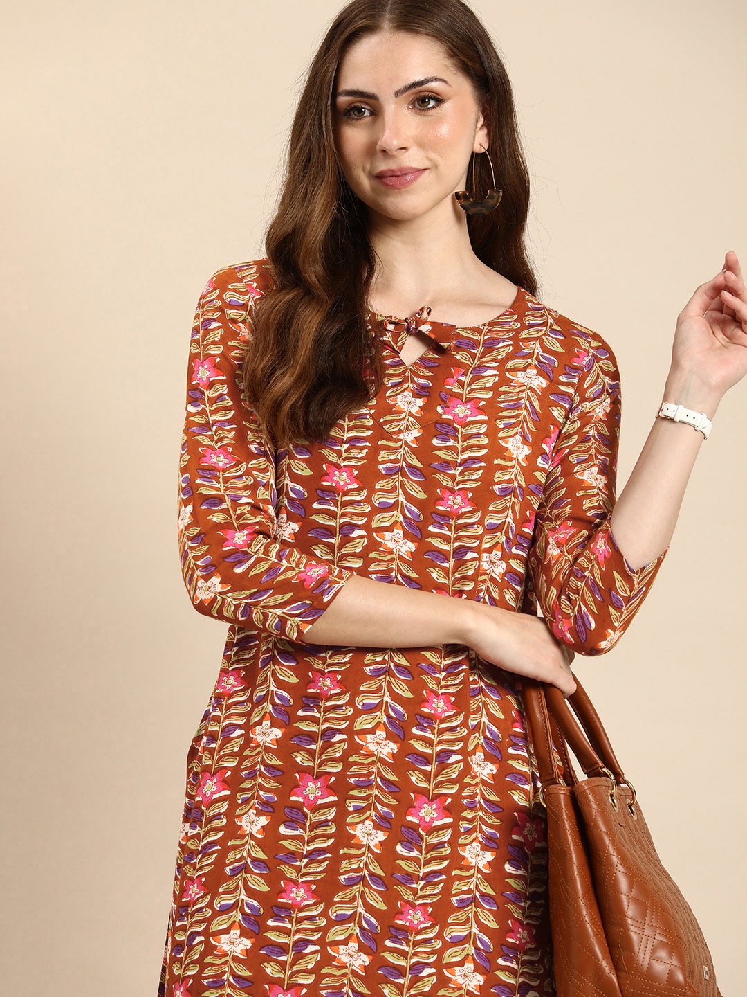 

Anouk Floral Printed Pure Cotton Kurta, Brown