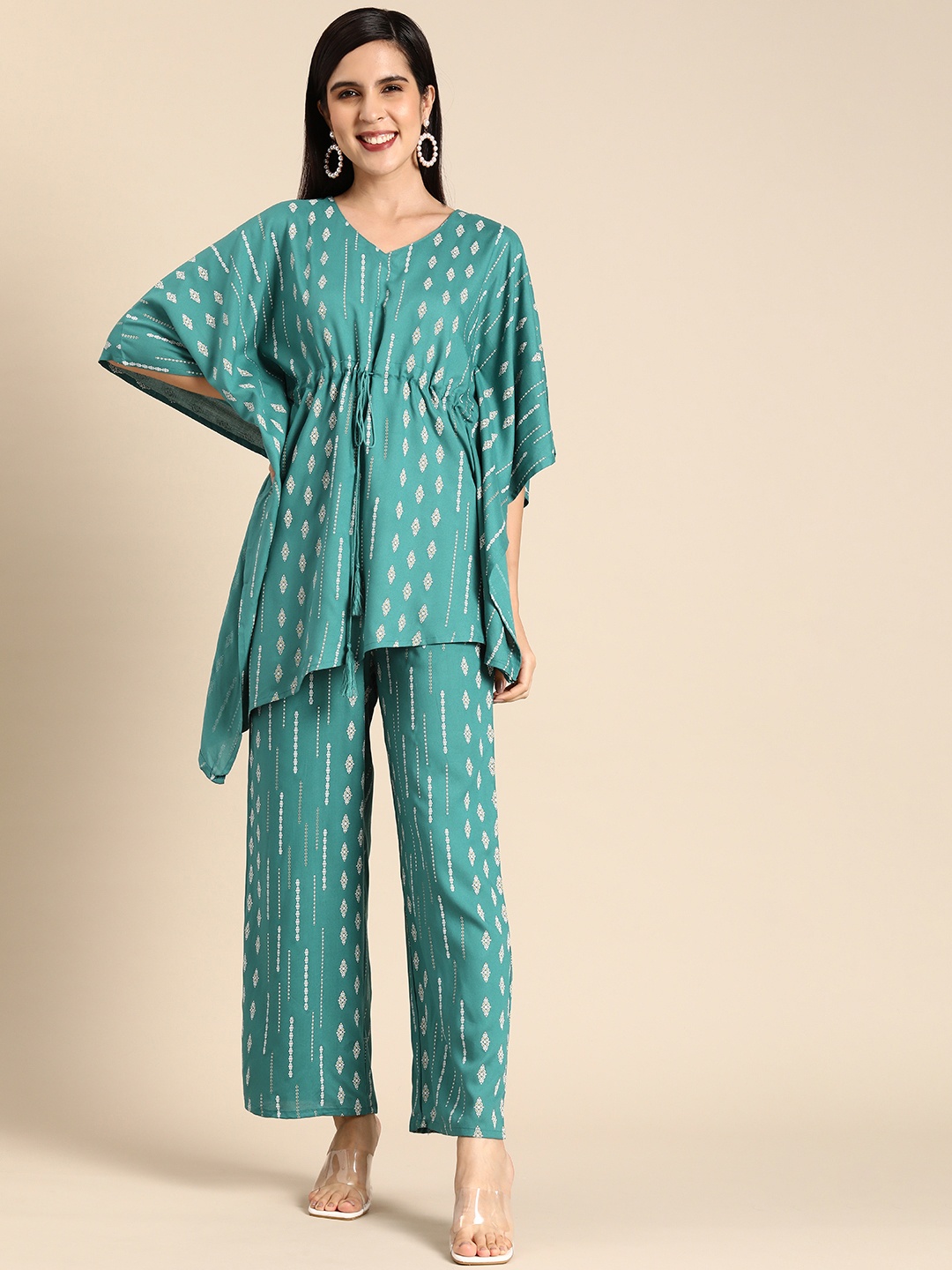 

Anouk Women Ethnic Motifs Printed Regular Kurti With Trousers, Green
