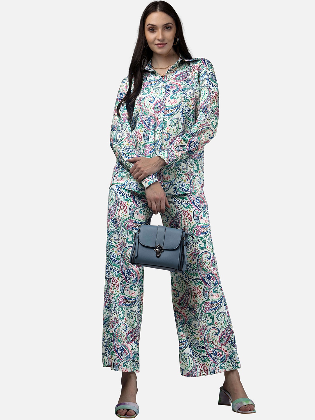 

NEOFAA Paisley Printed Shirt With Flared Trousers Co-Ords, White