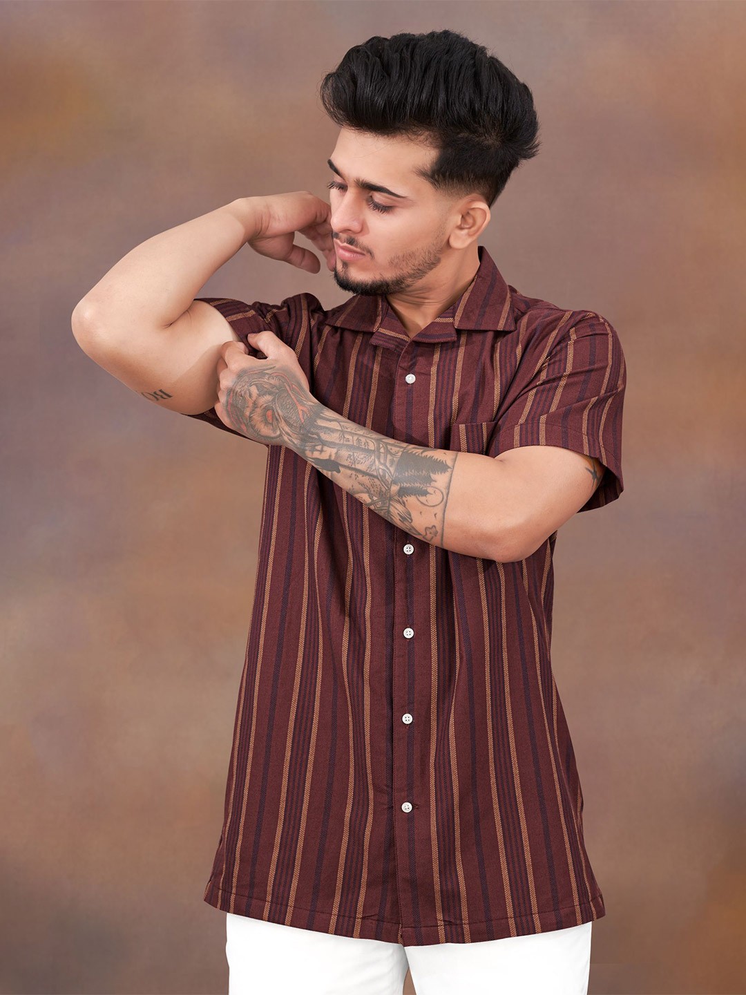 

FRENCH CROWN Men Brown Standard Striped Casual Shirt